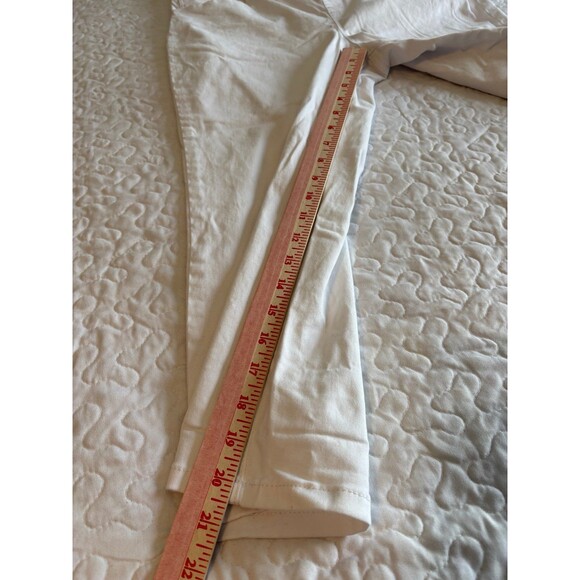Gloria Vanderbilt, All Around Slimming Effect White Cropped Pants size 10 petite - Picture 5 of 6